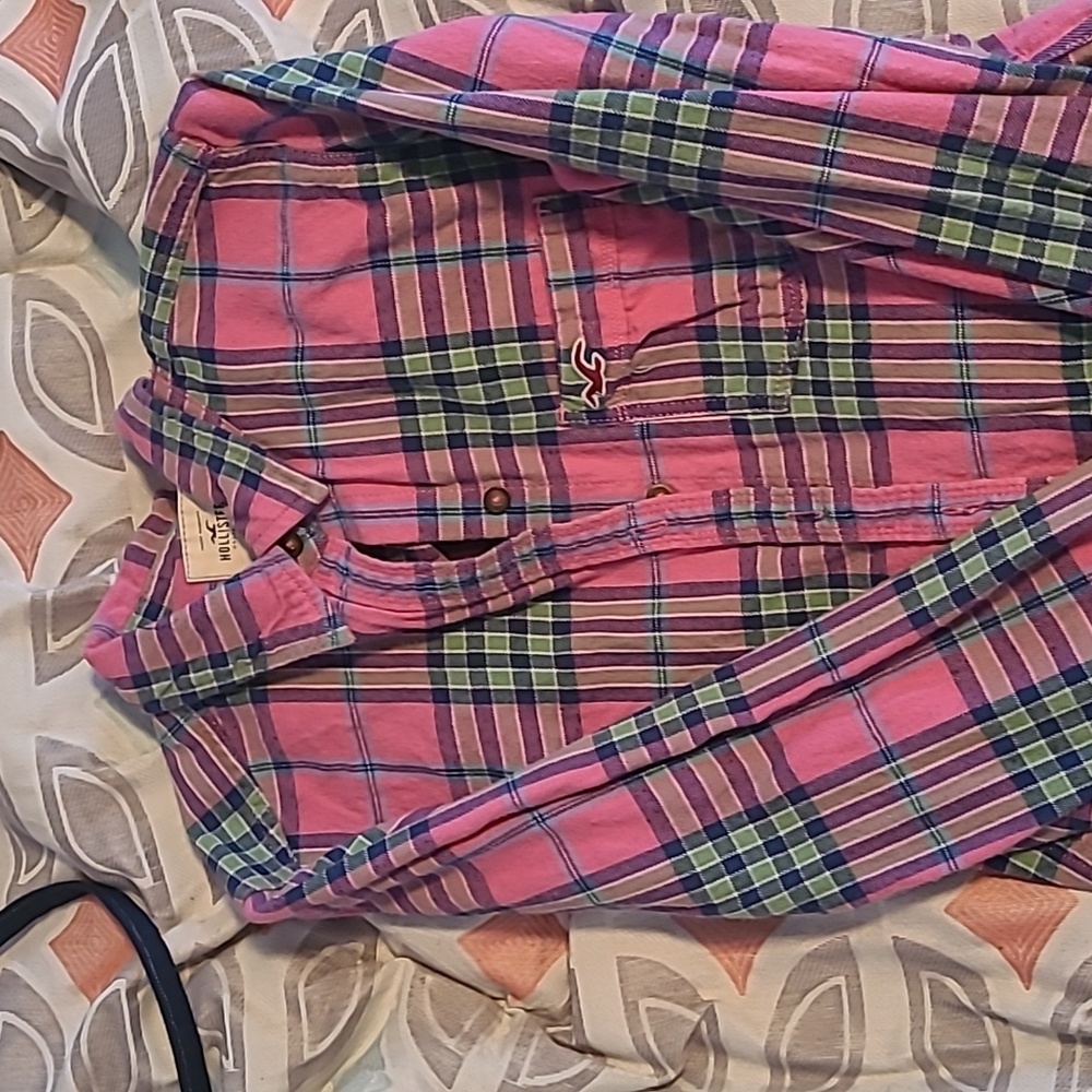 Hollister button up size M
